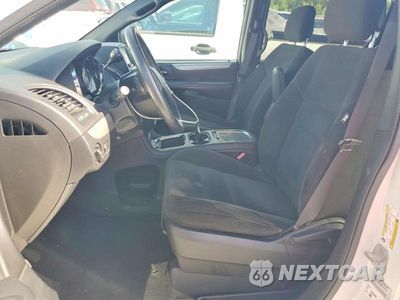 Zdjęcie 7 z 13 samochodu: 2016 DODGE GRAND CARAVAN SXT VIN:2C4RDGCG5GR137142 - miniatura