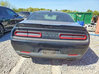 Zdjęcie 6 z 12 samochodu: 2017 DODGE CHALLENGER SXT VIN:2C3CDZAG7HH598178 - miniatura