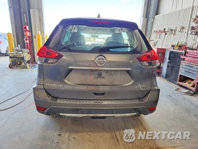 Zdjęcie 6 z 13 samochodu: 2018 NISSAN ROGUE S VIN:KNMAT2MV7JP535946 - miniatura