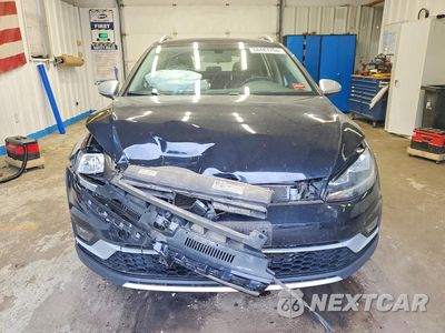 Piąte zdjęcie samochodu w środku: 2019 VOLKSWAGEN GOLF ALLTRACK S VIN:3VWM17AUXKM524343 - miniatura