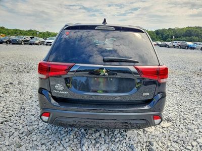 Zdjęcie 6 z 14 samochodu: 2020 MITSUBISHI OUTLANDER SE VIN:JA4AD3A33LZ030932 - miniatura