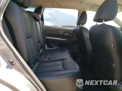 Zdjęcie 10 z 13 samochodu: 2017 NISSAN ROGUE SL VIN:JN8AT2MTXHW149346 - miniatura
