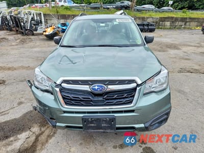Piąte zdjęcie samochodu w środku: 2017 SUBARU FORESTER 2.5I VIN:JF2SJABC1HH529328 - miniatura