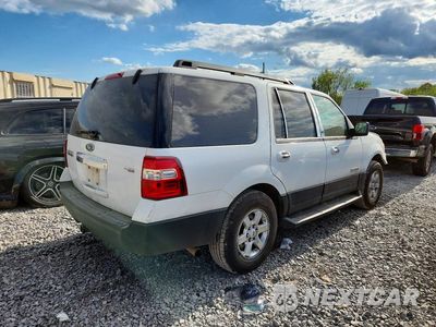 Trzecie zdjęcie samochodu z tyłu: 2007 FORD EXPEDITION XLT VIN:1FMFU15597LA38002 - miniatura