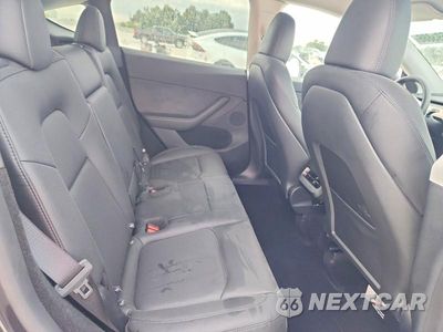 Zdjęcie 10 z 12 samochodu: 2025 TESLA MODEL Y VIN:7SAYGDED5SA338712 - miniatura