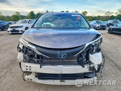 Zdjęcie 9 z 26 samochodu: 2022 TOYOTA SIENNA XLE VIN:5TDYSKFC6NS045667 - miniatura