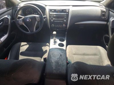 Zdjęcie 8 z 12 samochodu: 2015 NISSAN ALTIMA 2.5 S VIN:1N4AL3AP4FC121202 - miniatura