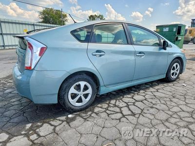 Trzecie zdjęcie samochodu z tyłu: 2014 TOYOTA PRIUS TWO VIN:JTDKN3DU4E1824237 - miniatura