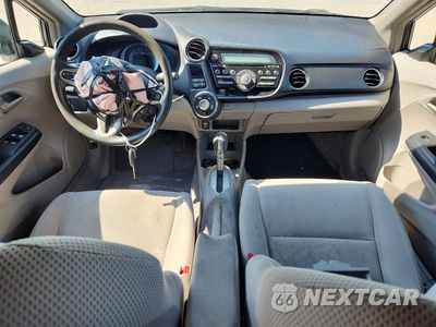 Zdjęcie 8 z 12 samochodu: 2011 HONDA INSIGHT EX VIN:JHMZE2H7XBS006237 - miniatura