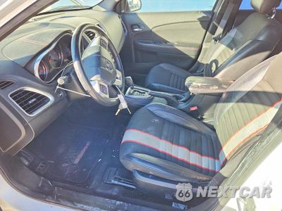 Zdjęcie 7 z 12 samochodu: 2013 DODGE AVENGER R/T VIN:1C3CDZBG0DN608324 - miniatura