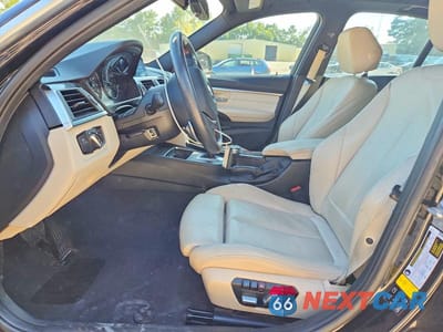 Zdjęcie 7 z 12 samochodu: 2017 BMW 330 XI VIN:WBA8D9G31HNU65670 - miniatura