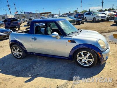 Czwarte zdjęcie samochodu z boku: 2008 MINI COOPER VIN:WMWMF33568TT66206 - miniatura