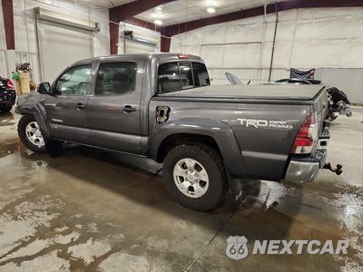 Drugie zdjęcie samochodu z przodu: 2013 TOYOTA TACOMA V6 VIN:3TMLU4EN4DM113045 - miniatura