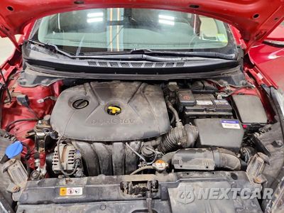 Zdjęcie 11 z 12 samochodu: 2016 HYUNDAI ELANTRA VALUE EDITION VIN:KMHDH4AEXGU493311 - miniatura