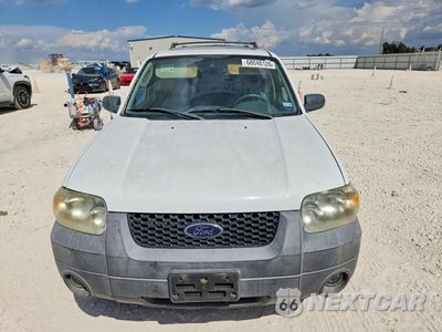 Piąte zdjęcie samochodu w środku: 2006 FORD ESCAPE XLT VIN:1FMYU03136KB99436 - miniatura