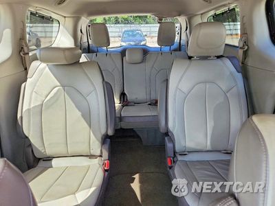 Zdjęcie 10 z 14 samochodu: 2017 CHRYSLER PACIFICA VIN:2C4RC1BG5HR753250 - miniatura