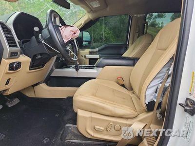 Zdjęcie 7 z 13 samochodu: 2019 FORD F350 SUPER DUTY VIN:1FT8W3DT2KEC59702 - miniatura