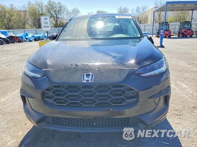 Piąte zdjęcie samochodu w środku: 2023 HONDA HR-V LX VIN:3CZRZ2H37PM740119 - miniatura