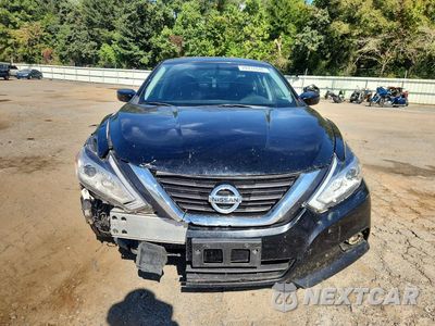 Piąte zdjęcie samochodu w środku: 2017 NISSAN ALTIMA 2.5 SR VIN:1N4AL3AP3HN333841 - miniatura