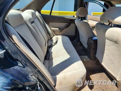 Zdjęcie 10 z 12 samochodu: 1996 TOYOTA CAMRY LE VIN:JT2BG12K3T0413858 - miniatura