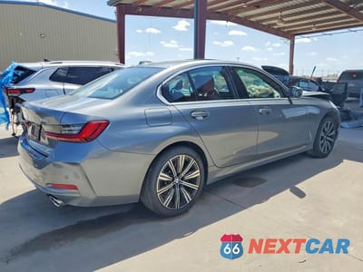 Trzecie zdjęcie samochodu z tyłu: 2026 BMW 3 SERIES 330XI VIN:WBA23LA05TFW55429 - miniatura