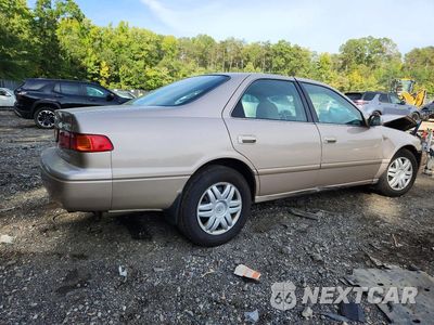 Trzecie zdjęcie samochodu z tyłu: 2001 TOYOTA CAMRY LE VIN:4T1BG22K11U100029 - miniatura