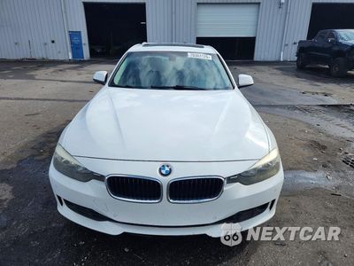 Piąte zdjęcie samochodu w środku: 2013 BMW 328 I VIN:WBA3A5C51DF359811 - miniatura