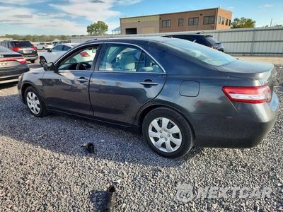 Drugie zdjęcie samochodu z przodu: 2010 TOYOTA CAMRY LE VIN:4T1BF3EK1AU081437 - miniatura