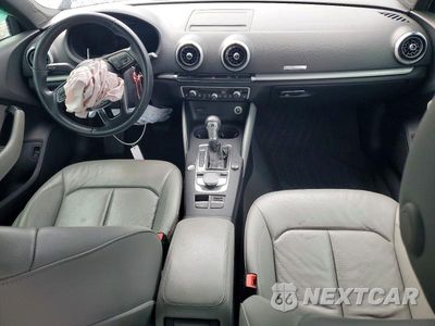Zdjęcie 8 z 12 samochodu: 2018 AUDI A3 PREMIUM VIN:WAUAUGFF9J1083921 - miniatura