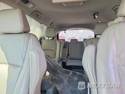 Zdjęcie 10 z 13 samochodu: 2018 HONDA ODYSSEY ELITE VIN:5FNRL6H9XJB001728 - miniatura