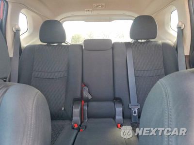 Zdjęcie 10 z 13 samochodu: 2018 NISSAN ROGUE SV VIN:5N1AT2MT0JC763126 - miniatura