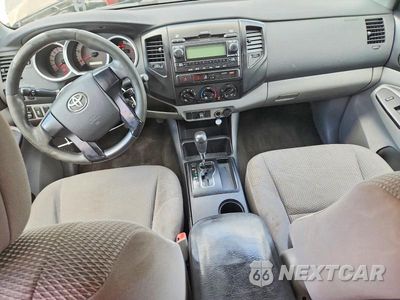 Zdjęcie 8 z 12 samochodu: 2012 TOYOTA TACOMA BASE VIN:5TFTX4CN3CX011092 - miniatura