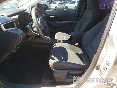 Zdjęcie 7 z 12 samochodu: 2020 TOYOTA COROLLA LE VIN:JTDEPRAE7LJ036184 - miniatura