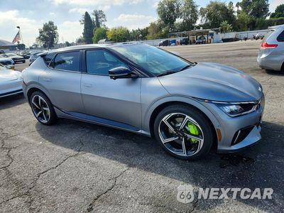 Czwarte zdjęcie samochodu z boku: 2024 KIA EV6 GT VIN:KNDC5DLE4R5220576 - miniatura