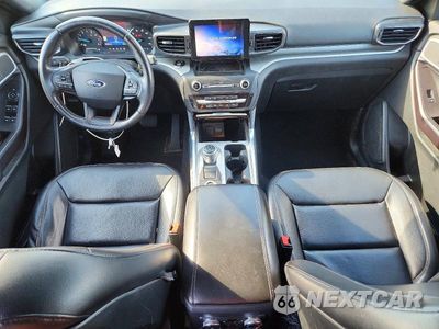 Zdjęcie 8 z 13 samochodu: 2020 FORD EXPLORER XLT VIN:1FMSK8DH8LGB31623 - miniatura