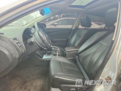 Zdjęcie 7 z 12 samochodu: 2010 NISSAN ALTIMA SR VIN:1N4BL2AP1AN469583 - miniatura