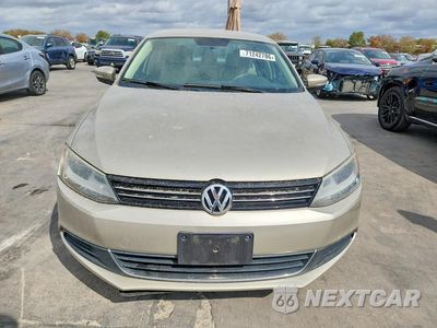 Piąte zdjęcie samochodu w środku: 2013 VOLKSWAGEN JETTA SE VIN:3VWDX7AJ5DM220053 - miniatura