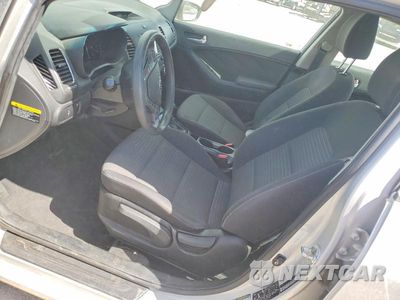 Zdjęcie 7 z 13 samochodu: 2017 KIA FORTE LX VIN:3KPFL4A73HE116560 - miniatura