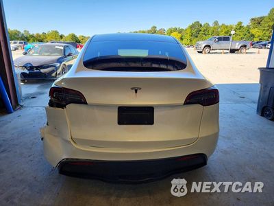 Zdjęcie 6 z 12 samochodu: 2025 TESLA MODEL Y VIN:7SAYGDED2SA347254 - miniatura