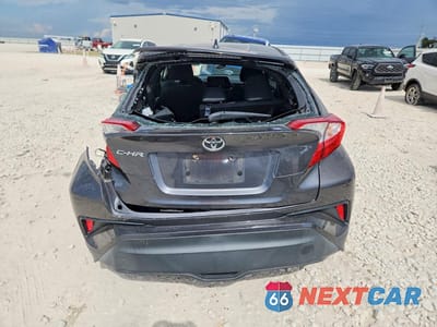 Zdjęcie 6 z 13 samochodu: 2018 TOYOTA C-HR XLE VIN:NMTKHMBXXJR059105 - miniatura