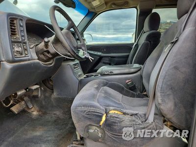 Zdjęcie 7 z 12 samochodu: 2000 CHEVROLET SILVERADO 1500 VIN:2GCEK19T4Y1163494 - miniatura