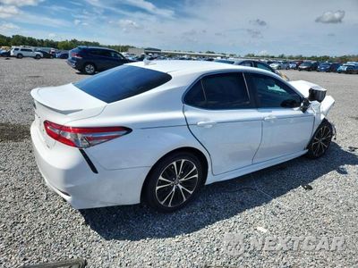 Trzecie zdjęcie samochodu z tyłu: 2018 TOYOTA CAMRY SE VIN:4T1B11HK0JU042918 - miniatura