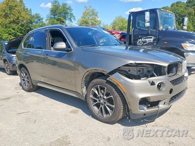 Czwarte zdjęcie samochodu z boku: 2017 BMW X5 XDRIVE35I VIN:5UXKR0C34H0V70808 - miniatura