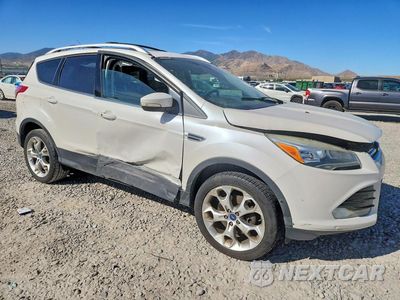 Czwarte zdjęcie samochodu z boku: 2013 FORD ESCAPE TITANIUM VIN:1FMCU9J95DUC70693 - miniatura