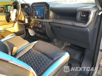 Zdjęcie 8 z 13 samochodu: 2024 FORD F150 XL VIN:1FTMF1L55RKD31235 - miniatura