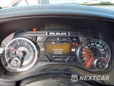 Zdjęcie 9 z 12 samochodu: 2020 RAM 3500 LARAMIE VIN:3C63RRJLXLG215621 - miniatura