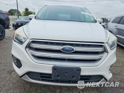 Piąte zdjęcie samochodu w środku: 2017 FORD ESCAPE SE VIN:1FMCU9GDXHUC96367 - miniatura