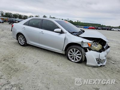 Czwarte zdjęcie samochodu z boku: 2014 TOYOTA CAMRY XLE VIN:4T4BF1FK8ER395181 - miniatura
