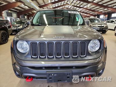 Piąte zdjęcie samochodu w środku: 2017 JEEP RENEGADE TRAILHAWK VIN:ZACCJBCB6HPE57162 - miniatura