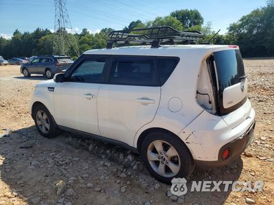 Drugie zdjęcie samochodu z przodu: 2018 KIA SOUL BASE VIN:KNDJN2A2XJ7619912 - miniatura